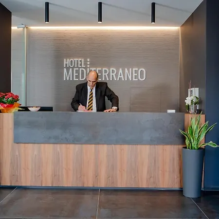 Mediterraneo Ombrellone E Lettini Inclusi Hotel
