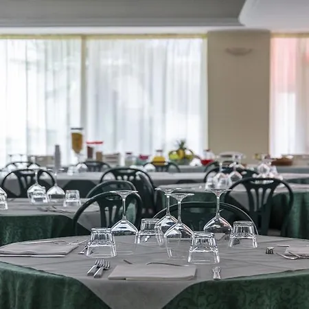 Mediterraneo 马帝斯兹罗