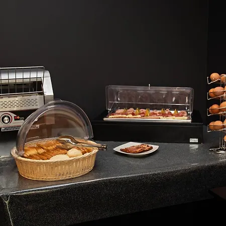 Mediterraneo مارتينسيكورو