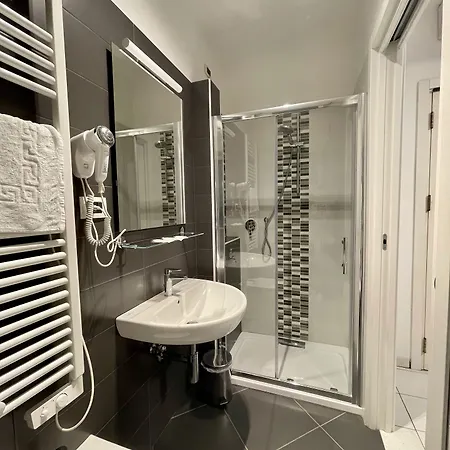 Mediterraneo 马帝斯兹罗