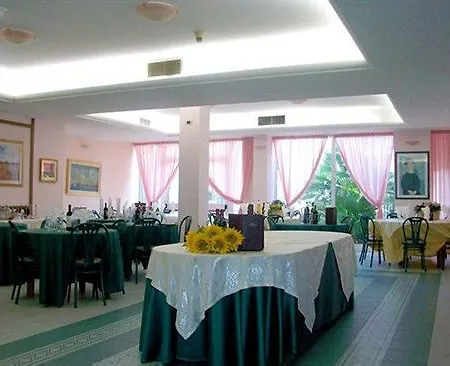 Mediterraneo Ombrellone E Lettini Inclusi Hotel Martinsicuro
